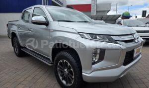foto de Mitsubishi L200 HIRIDER 2020