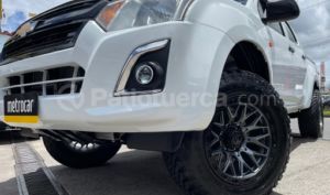 foto de Autos marca Chevrolet seminuevo modelo D-MAX HI RIDE año 2024