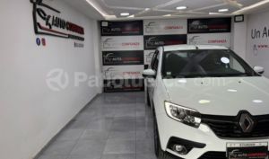 foto de Autos marca Renault seminuevo modelo LOGAN CROSS INTENS año 2023 en Quito