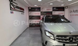 foto de Mercedes Benz GLA 180 2019