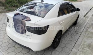 Kia Cerato Forte 2011