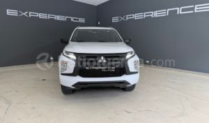 foto de Mitsubishi Montero Sport Diesel 2024