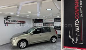 foto de Autos marca Renault seminuevo modelo Sandero Dynamic año 2012 en Quito
