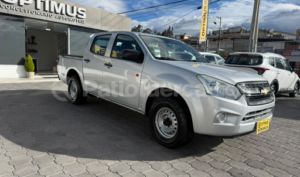 foto de Autos marca Chevrolet seminuevo modelo D-MAX CRDI 2.5 CD 4X2 TM DIESEL año 2023