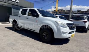 foto de Autos marca Chevrolet seminuevo modelo D-MAX CRDI 2.5 CD 4X2 TM DIESEL año 2024 en Ambato