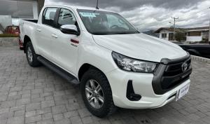 Toyota TOYOTA	NEW HILUX SR 2.7 CD 4X4 2022