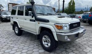 Toyota Land cruiser 76 wagon 2018