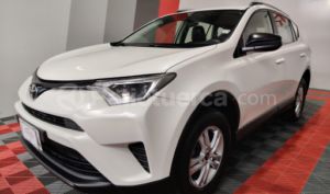 foto de Autos marca Toyota seminuevo modelo RAV 4 año 2017