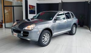 Porsche Cayenne 2004