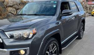 Toyota 4Runner Limited 2016