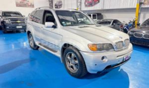 foto de Autos marca BMW seminuevo modelo X5 4.4i año 2000 en Quito