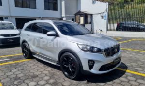 foto de Autos marca Kia seminuevo modelo Sorento año 2019