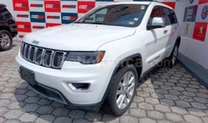 foto de Autos marca Jeep seminuevo modelo Grand Cherokee Limited año 2017