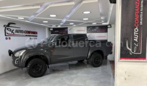 foto de Chevrolet D-MAX CRDI HI RIDE 2024
