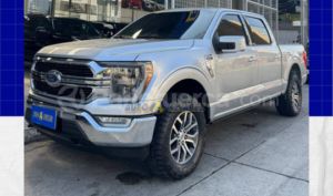 foto de Autos marca Ford seminuevo modelo F150 LARIAT HIBRIDA año 2021