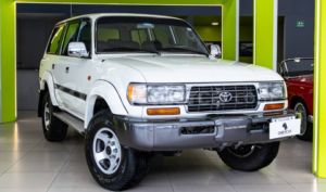 foto de Toyota Land Cruiser VX80 1995