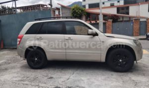 Suzuki Grand Vitara SZ 2011