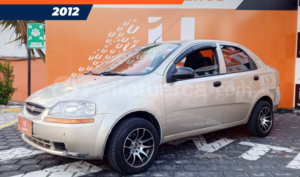 foto de Autos marca Chevrolet seminuevo modelo Aveo Family año 2012 en Quito