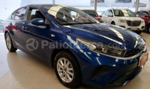 foto de Autos marca Kia seminuevo modelo Cerato año 2023 en Quito