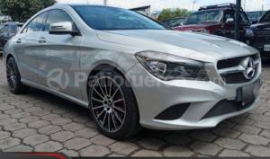 foto de Autos marca Mercedes Benz seminuevo modelo CLA 180 año 2015