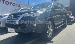 foto de Autos marca Toyota seminuevo modelo New Fortuner año 2021 en Cuenca
