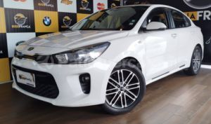 foto de Kia RIO EX 2019