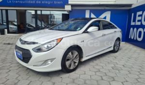 foto de Autos marca Hyundai seminuevo modelo Sonata Fe año 2015