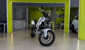 foto de Ducati DesertX 2023