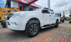 foto de Autos marca Chevrolet seminuevo modelo LUV Dmax CD año 2023 en Cuenca