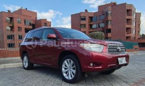 foto de Autos marca Toyota seminuevo modelo Highlander Limited Hibrido año 2010 en Quito