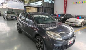 foto de Autos marca Renault seminuevo modelo Sandero año 2015