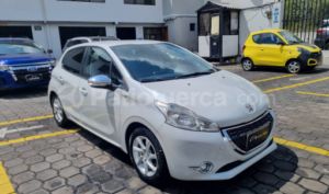 foto de Peugeot 208 2016