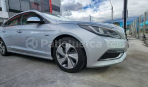 foto de Hyundai Sonata Hybrid 2016