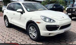 Porsche Cayenne S Hybrid 2011