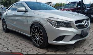 Mercedes Benz CLA 180 2015
