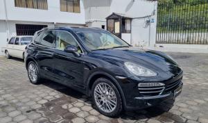 Porsche Cayenne S Hybrid 2013