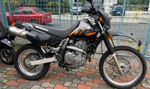 Suzuki DR 650 2024