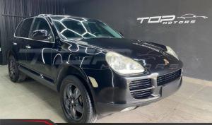 Porsche Cayenne 2004