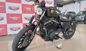 Harley Davidson XL883 2011