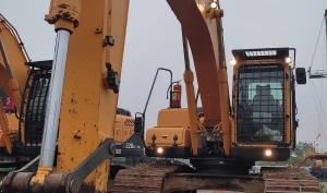 Hyundai R220LC-9S 2016