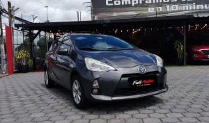 Toyota Prius Hybrido 2013