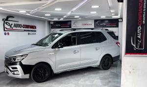 Ssangyong Stavic 2019
