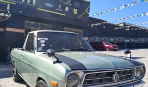Datsun 1200 1975