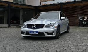 Mercedes Benz C63 AMG 2012