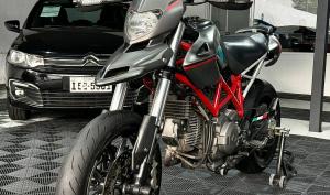 Ducati hypermotard 2012