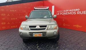 Mitsubishi Montero 2004