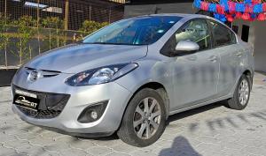 Mazda 2 2018