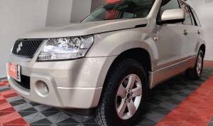Suzuki Grand Vitara SZ 2.7 2010