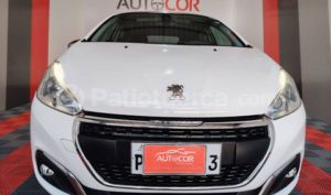 foto de Peugeot 208 2021