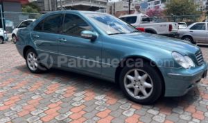 foto de Autos marca Mercedes Benz seminuevo modelo C320 año 2002